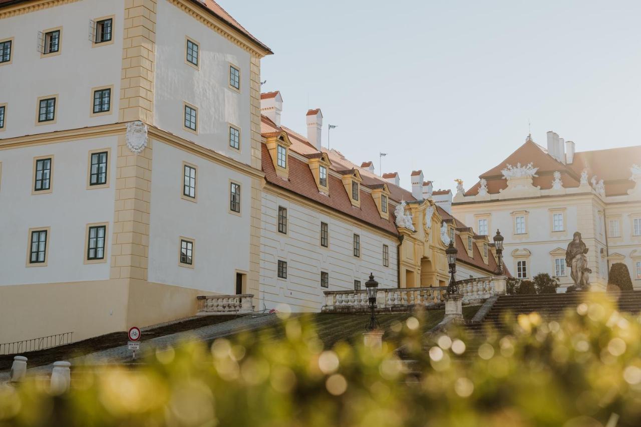 ANTON FLORIAN, zámecký hotel Valtice Exterior foto