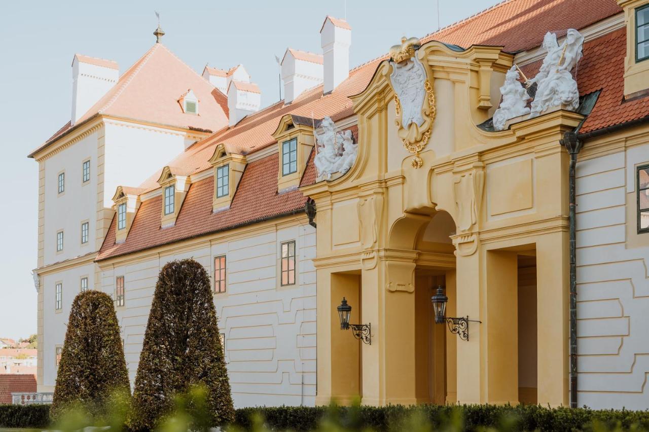 ANTON FLORIAN, zámecký hotel Valtice Exterior foto